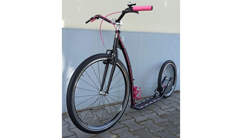 Koloběžka Kostka Tour Max (G6) černo-růžová